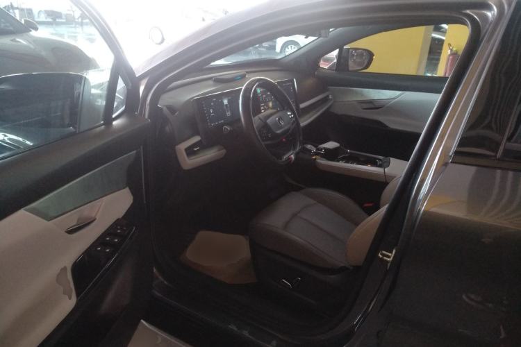 Used CHANGAN UNI-T 2023 Second-Generation 1.5T Prestige Model Interior 3