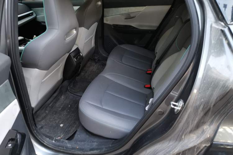 Used CHANGAN UNI-T 2023 Second-Generation 1.5T Prestige Model Interior 4