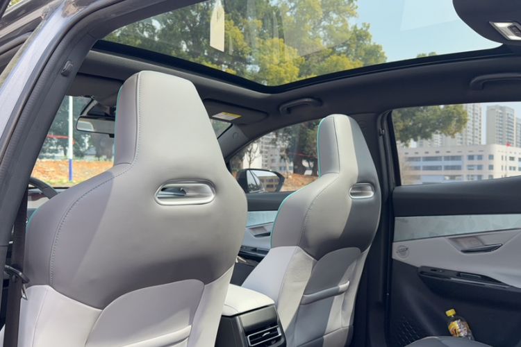 Used CHANGAN UNI-T 2023 Second-Generation 1.5T Prestige Model Interior 6
