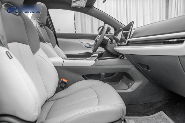 Used CHANGAN UNI-T 2023 Second-Generation 1.5T Prestige Model Interior 8