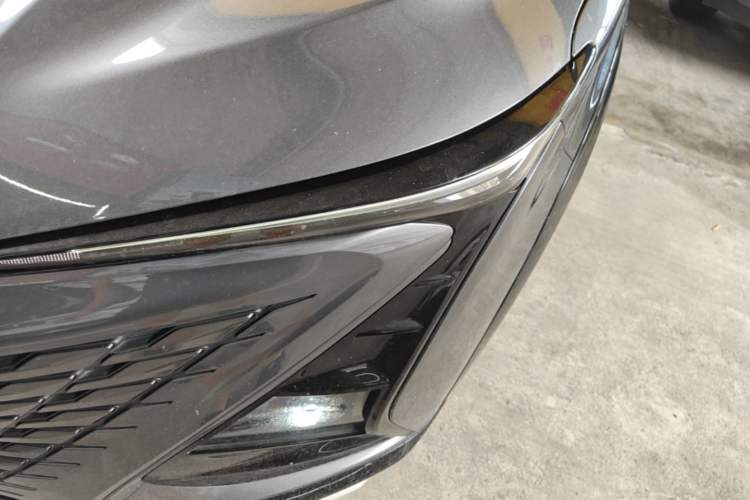 Used CHANGAN UNI-T 2023 Second-Generation 1.5T Prestige Model Left Front Headlight