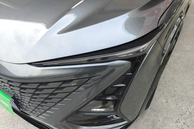 Used CHANGAN UNI-T 2023 Second-Generation 1.5T Prestige Model Left Front Headlight
