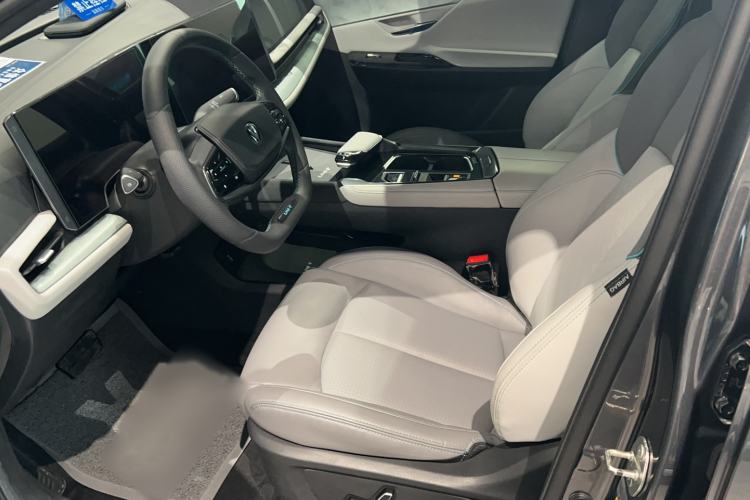 Used CHANGAN UNI-T 2023 Second-Generation 1.5T Prestige Model Left Front Seat