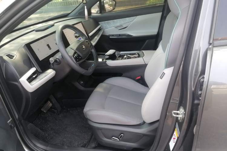 Used CHANGAN UNI-T 2023 2nd Generation 1.5T Luxury Version Left Front Seat