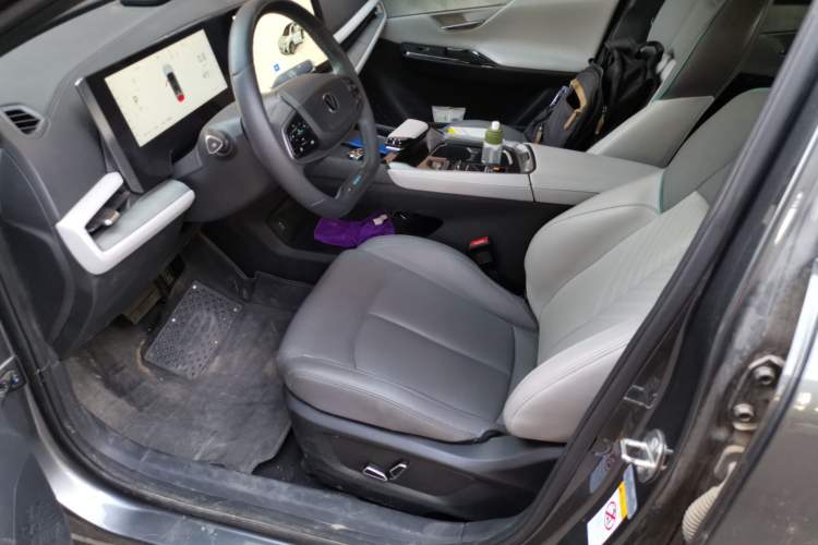 Used CHANGAN UNI-T 2023 Second-Generation 1.5T Prestige Model Left Front Seat
