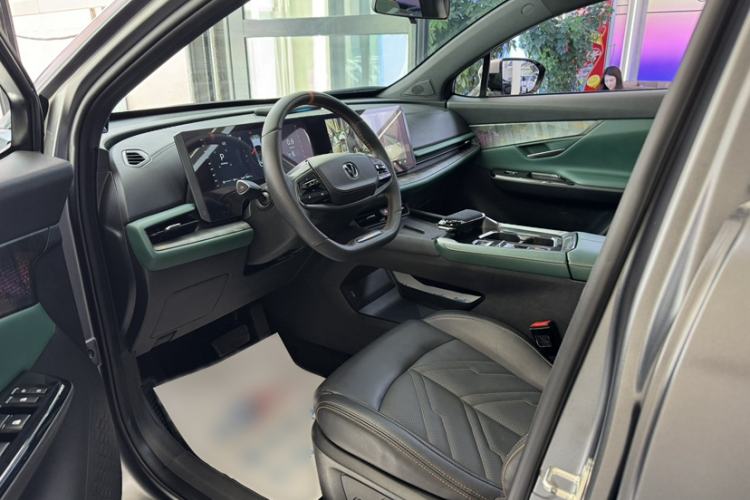 Used CHANGAN UNI-T 2023 2nd Generation 1.5T Sport Edition Flagship Version Left Front Seat