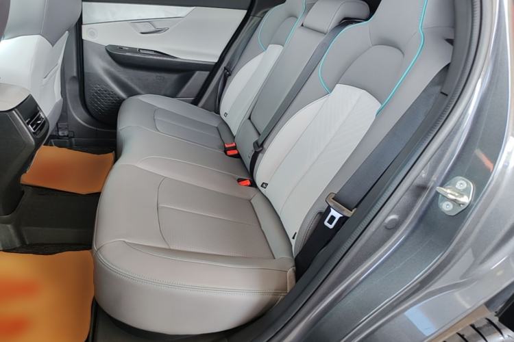 Used CHANGAN UNI-T 2023 Second-Generation 1.5T Prestige Model Left Rear Seat
