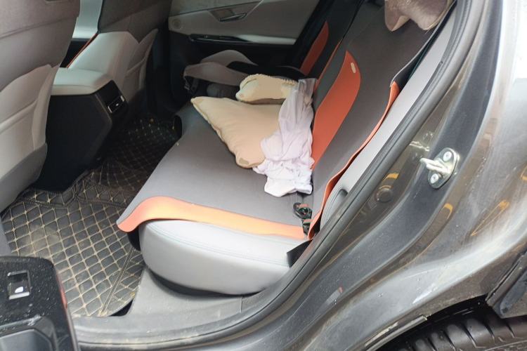 Used CHANGAN UNI-T 2023 Second-Generation 1.5T Prestige Model Left Rear Seat