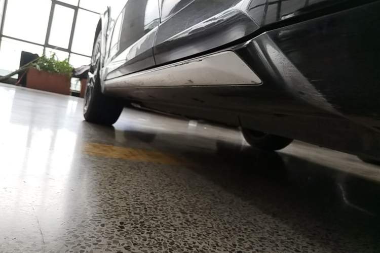 Used CHANGAN UNI-T 2023 Second-Generation 1.5T Prestige Model Left Side Sill