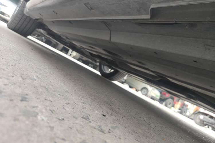 Used CHANGAN UNI-T 2023 Second-Generation 1.5T Prestige Model Left Side Sill