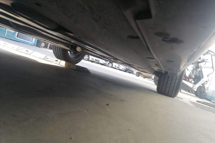 Used CHANGAN UNI-T 2023 Second-Generation 1.5T Prestige Model Left Side Sill