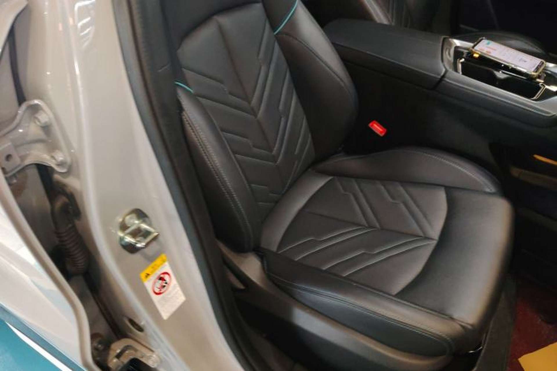 Used CHANGAN UNI-T 2023 Second-Generation 1.5T Prestige Model Right Front Seat