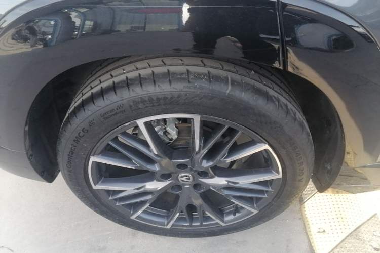 Used CHANGAN UNI-T 2023 Second-Generation 1.5T Prestige Model Right Rear Wheel Hub