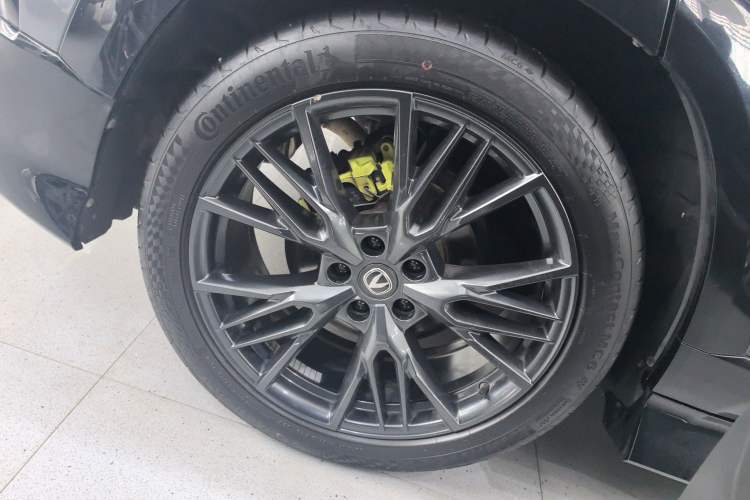Used CHANGAN UNI-T 2023 2nd Generation 1.5T Sport Edition Flagship Version Right Rear Wheel Hub