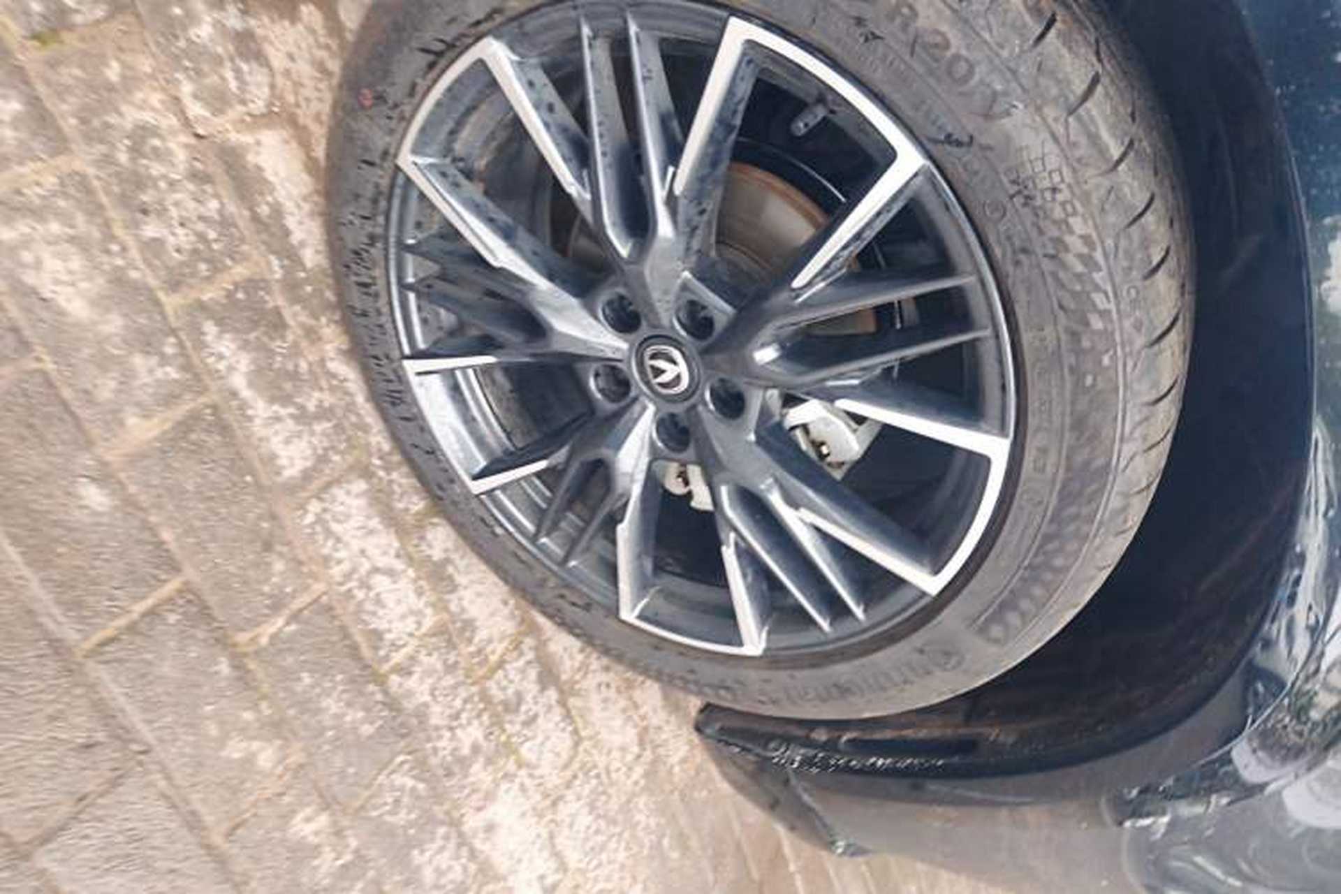 Used CHANGAN UNI-T 2023 Second-Generation 1.5T Prestige Model Right Rear Wheel Hub