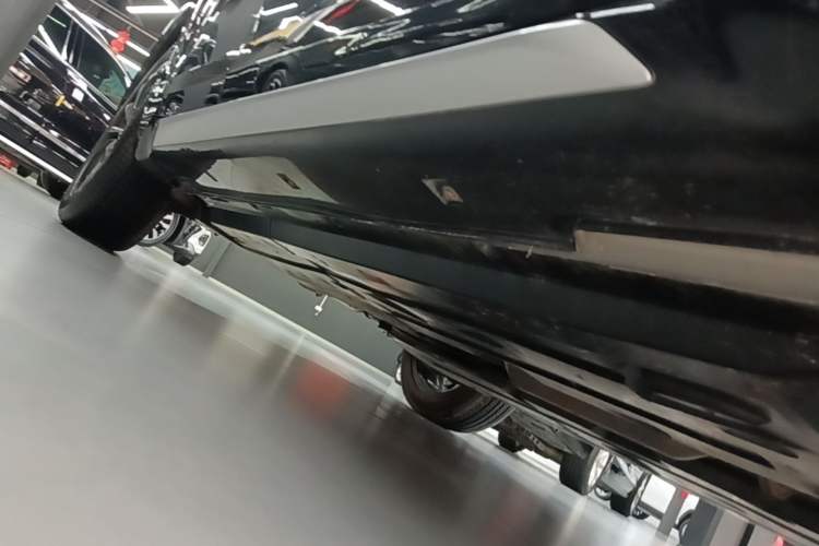 Used CHANGAN UNI-T 2023 2nd Generation 1.5T Luxury Version Right Side Sill