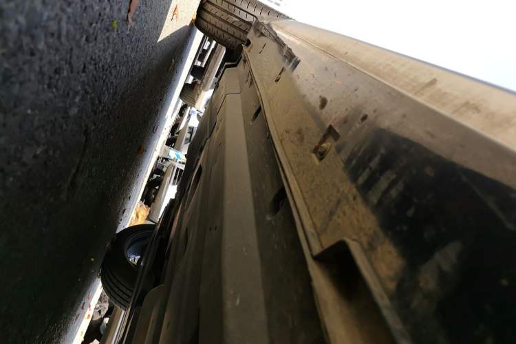 Used CHANGAN UNI-T 2023 Second-Generation 1.5T Prestige Model Right Side Sill