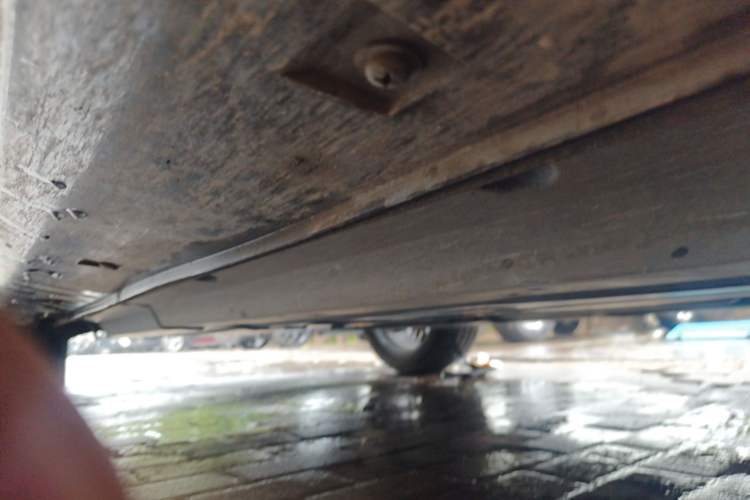 Used CHANGAN UNI-T 2023 Second-Generation 1.5T Prestige Model Right Side Sill