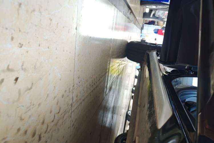 Used CHANGAN UNI-T 2023 Second-Generation 1.5T Prestige Model Right Side Sill