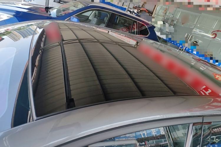 Used CHANGAN UNI-T 2023 Second-Generation 1.5T Prestige Model Roof