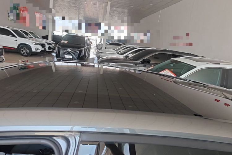 Used CHANGAN UNI-T 2023 Second-Generation 1.5T Prestige Model Roof