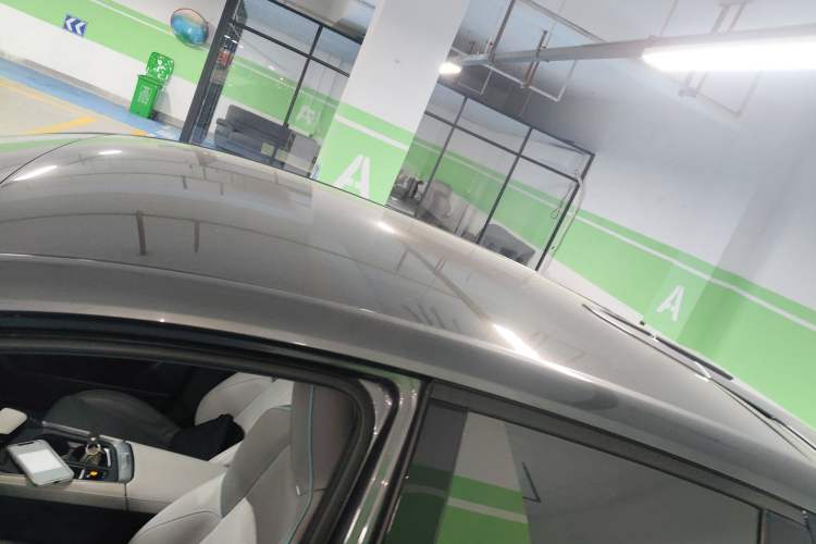 Used CHANGAN UNI-T 2023 Second-Generation 1.5T Prestige Model Roof