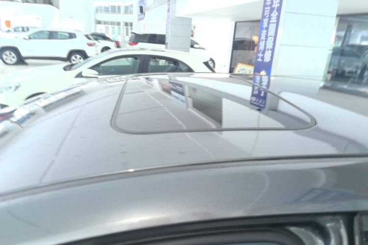 Used CHANGAN UNI-T 2023 2nd Generation 1.5T Excellence Version Roof