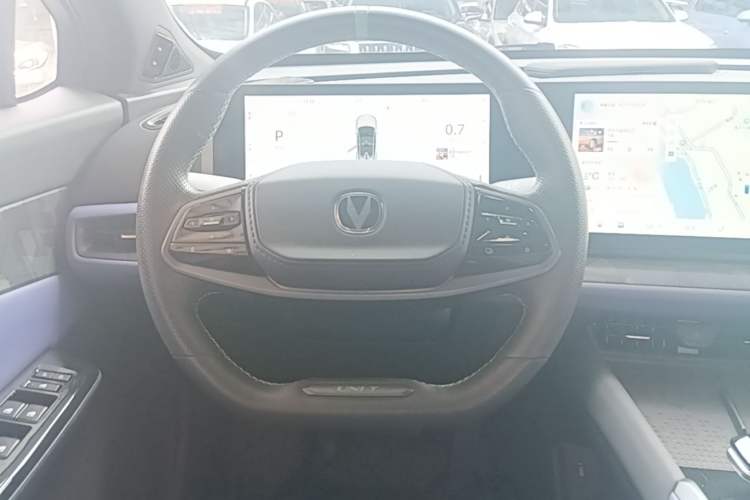 Used CHANGAN UNI-T 2023 2nd Generation 1.5T Sport Edition Flagship Version Steering Wheel