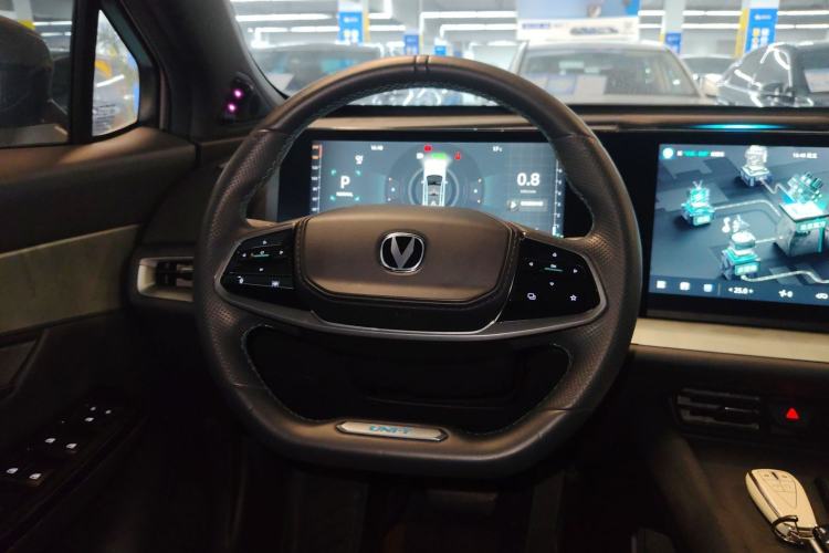 Used CHANGAN UNI-T 2023 Second-Generation 1.5T Prestige Model Steering Wheel