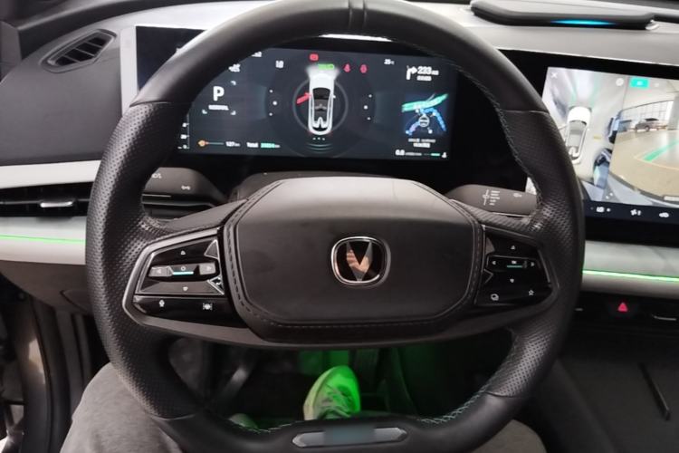 Used CHANGAN UNI-T 2023 Second-Generation 1.5T Prestige Model Steering Wheel