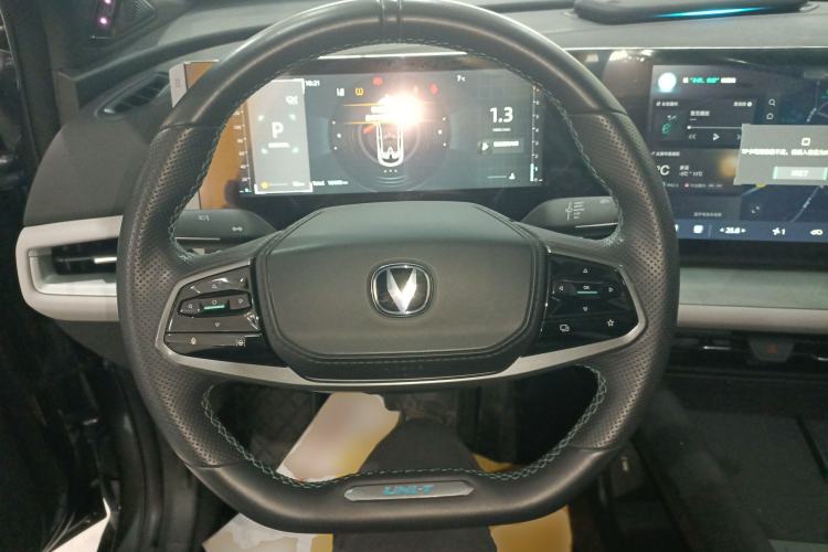 Used CHANGAN UNI-T 2023 Second-Generation 1.5T Prestige Model Steering Wheel