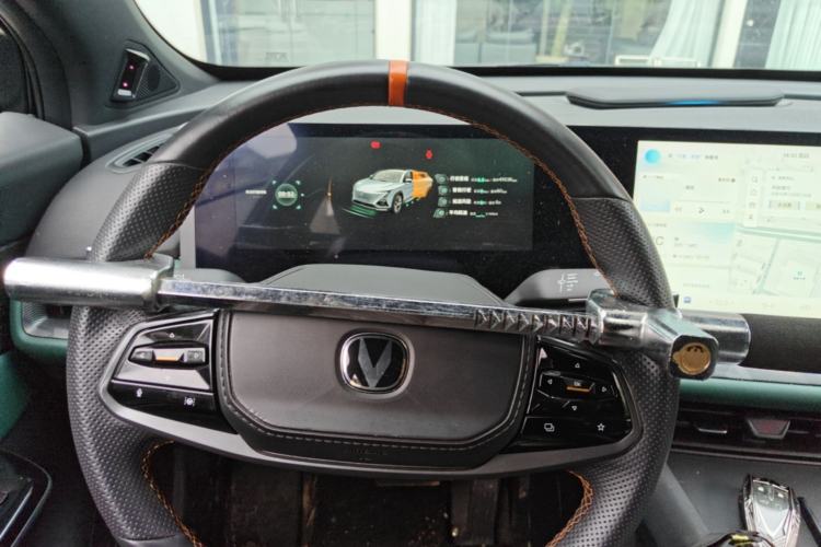 Used CHANGAN UNI-T 2023 2nd Generation 1.5T Sport Edition Prestige Version Steering Wheel
