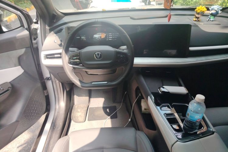 Used CHANGAN UNI-T 2023 Second-Generation 1.5T Prestige Model Steering Wheel