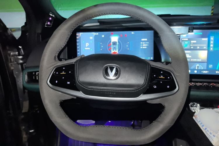 Used CHANGAN UNI-T 2023 2nd Generation 1.5T Sport Edition Flagship Version Steering Wheel