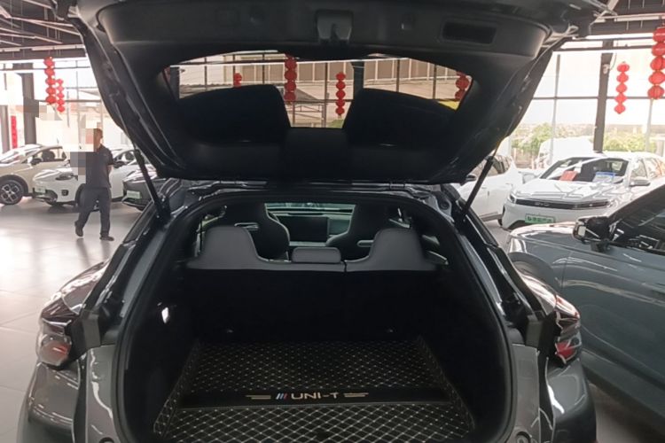 Used CHANGAN UNI-T 2023 2nd Generation 1.5T Luxury Version Trunk