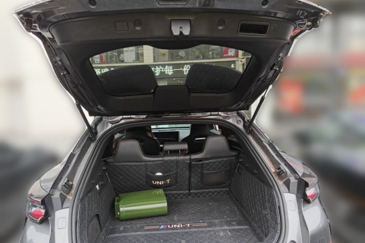 Used CHANGAN UNI-T 2023 2nd Generation 1.5T Sport Edition Prestige Version Trunk