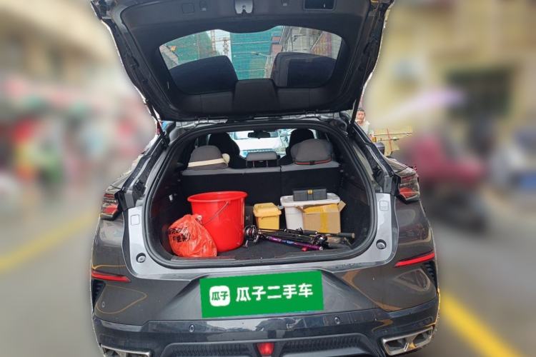 Used CHANGAN UNI-T 2023 Second-Generation 1.5T Prestige Model Trunk