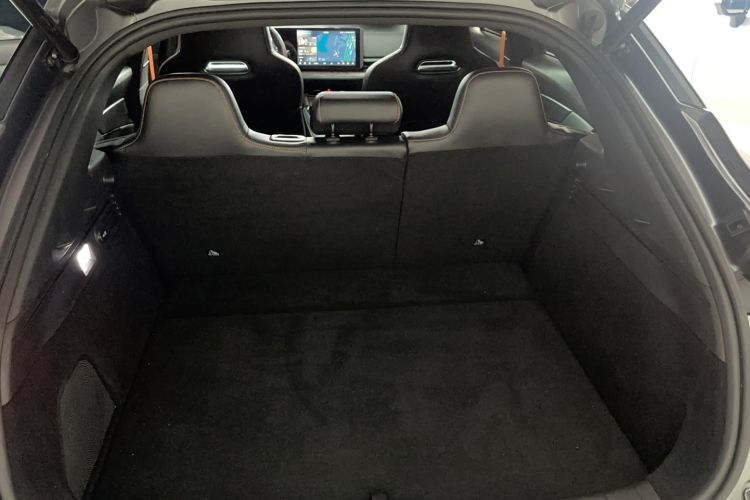 Used CHANGAN UNI-T 2023 2nd Generation 1.5T Sport Edition Flagship Version Trunk