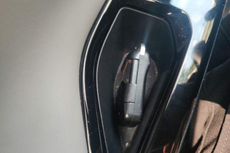 Used CHANGAN UNI-T 2023 Second-Generation 1.5T Prestige Model Vehicle Key