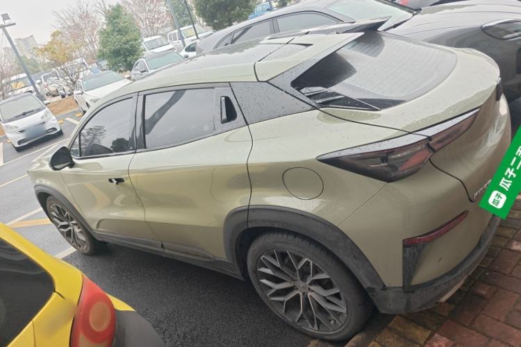 Used CHANGAN UNI-T 2023 Second-Generation 1.5T Prestige Model Exterior 3