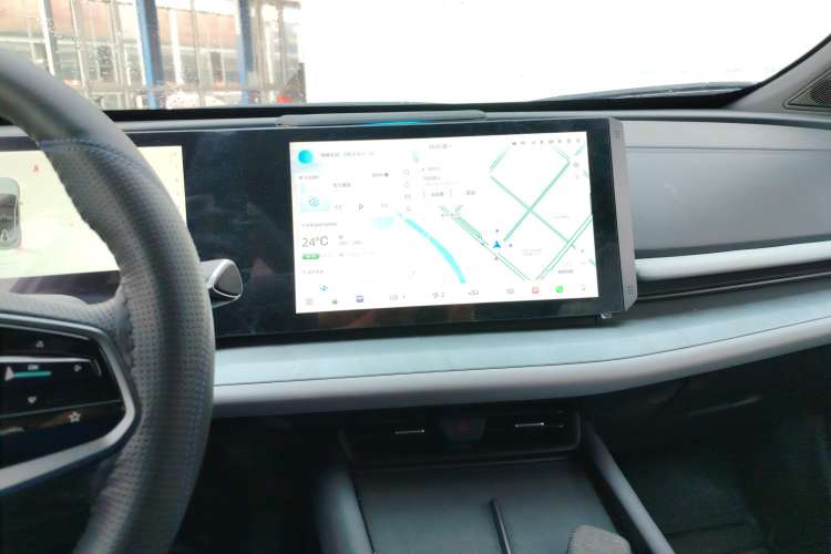Used CHANGAN UNI-T 2023 Second-Generation 1.5T Prestige Model Audio And AC Panel