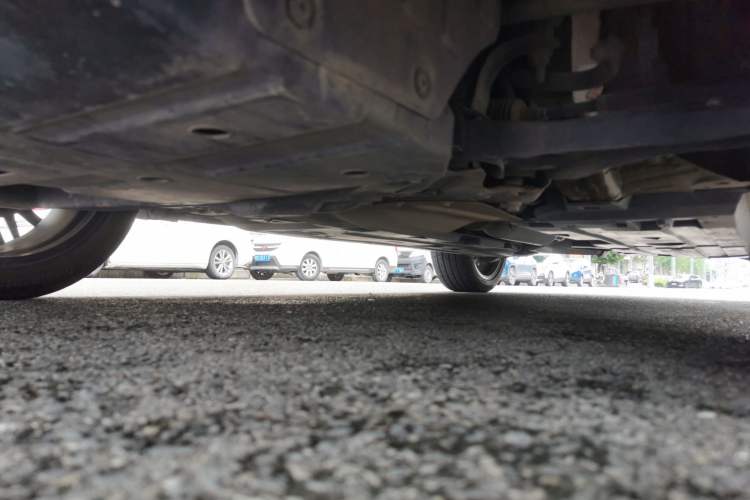 Used CHANGAN UNI-T 2023 Second-Generation 1.5T Prestige Model Chassis Front Left