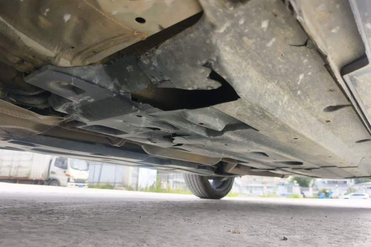 Used CHANGAN UNI-T 2023 Second-Generation 1.5T Prestige Model Chassis Front Left