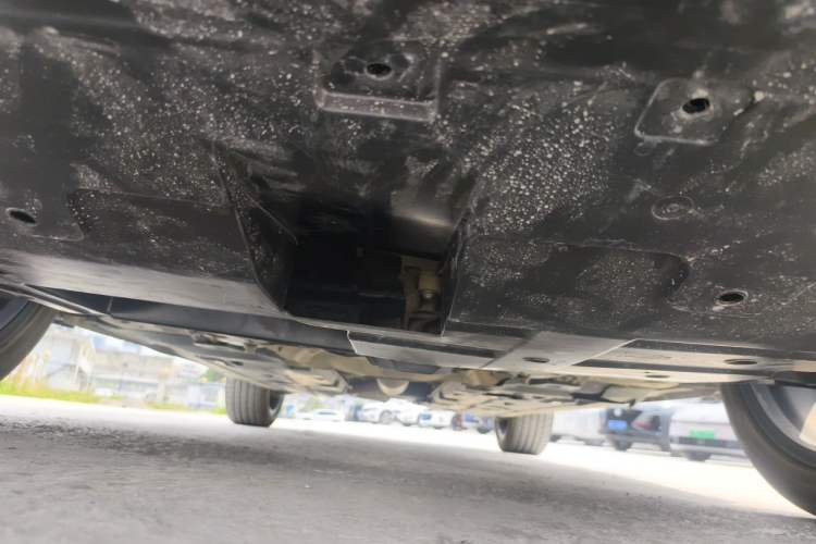Used CHANGAN UNI-T 2023 Second-Generation 1.5T Prestige Model Chassis Front