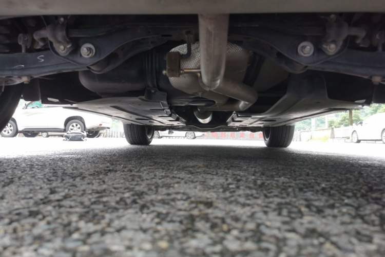 Used CHANGAN UNI-T 2023 Second-Generation 1.5T Prestige Model Chassis Rear
