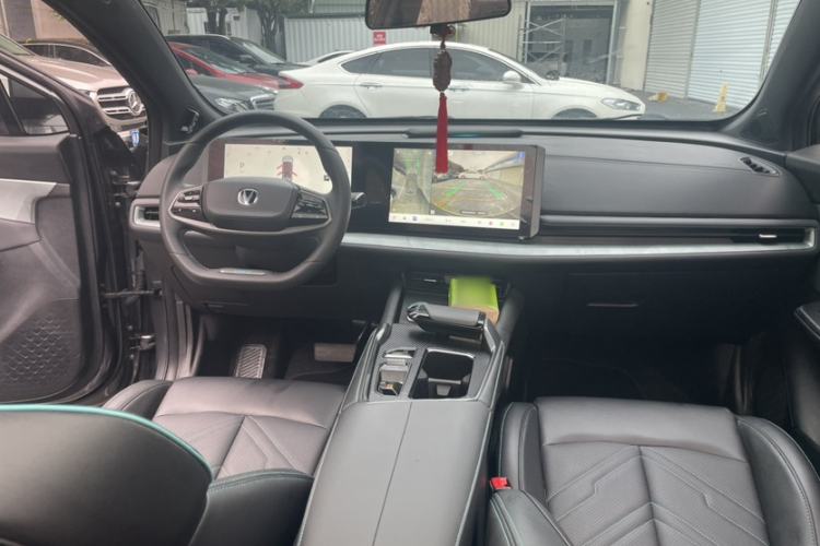 Used CHANGAN UNI-T 2023 Second-Generation 1.5T Prestige Model Exterior 2