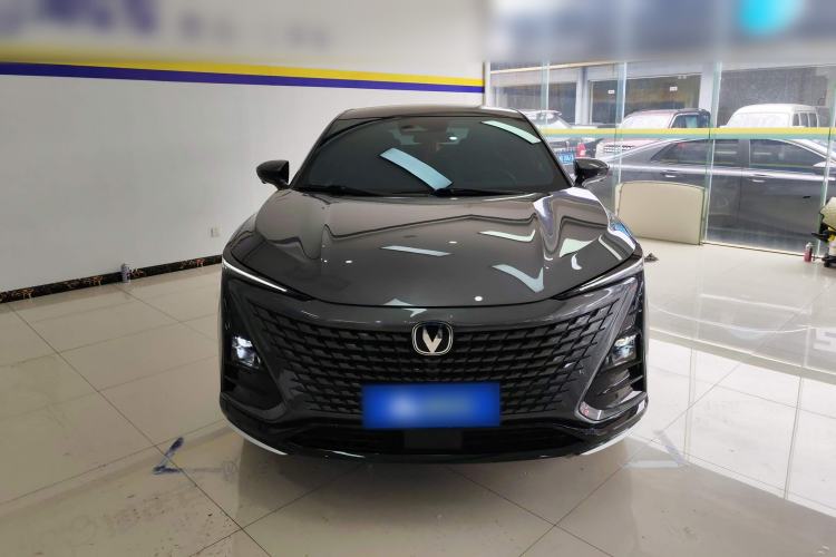Used CHANGAN UNI-T 2023 Second-Generation 1.5T Prestige Model Front