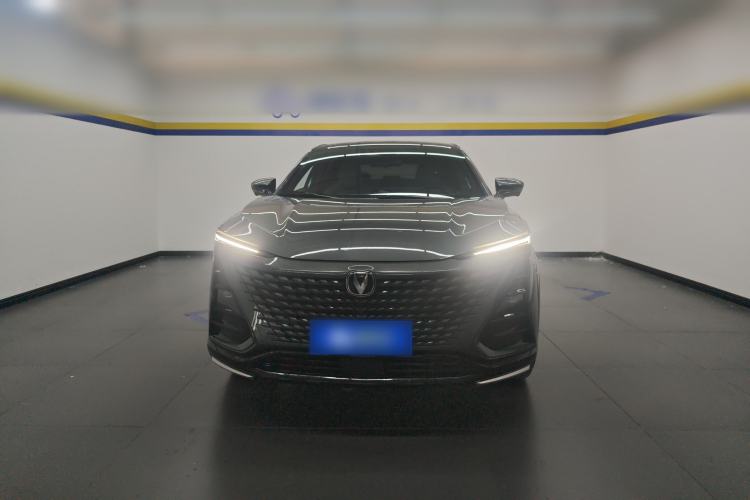 Used CHANGAN UNI-T 2023 Second-Generation 1.5T Prestige Model Front