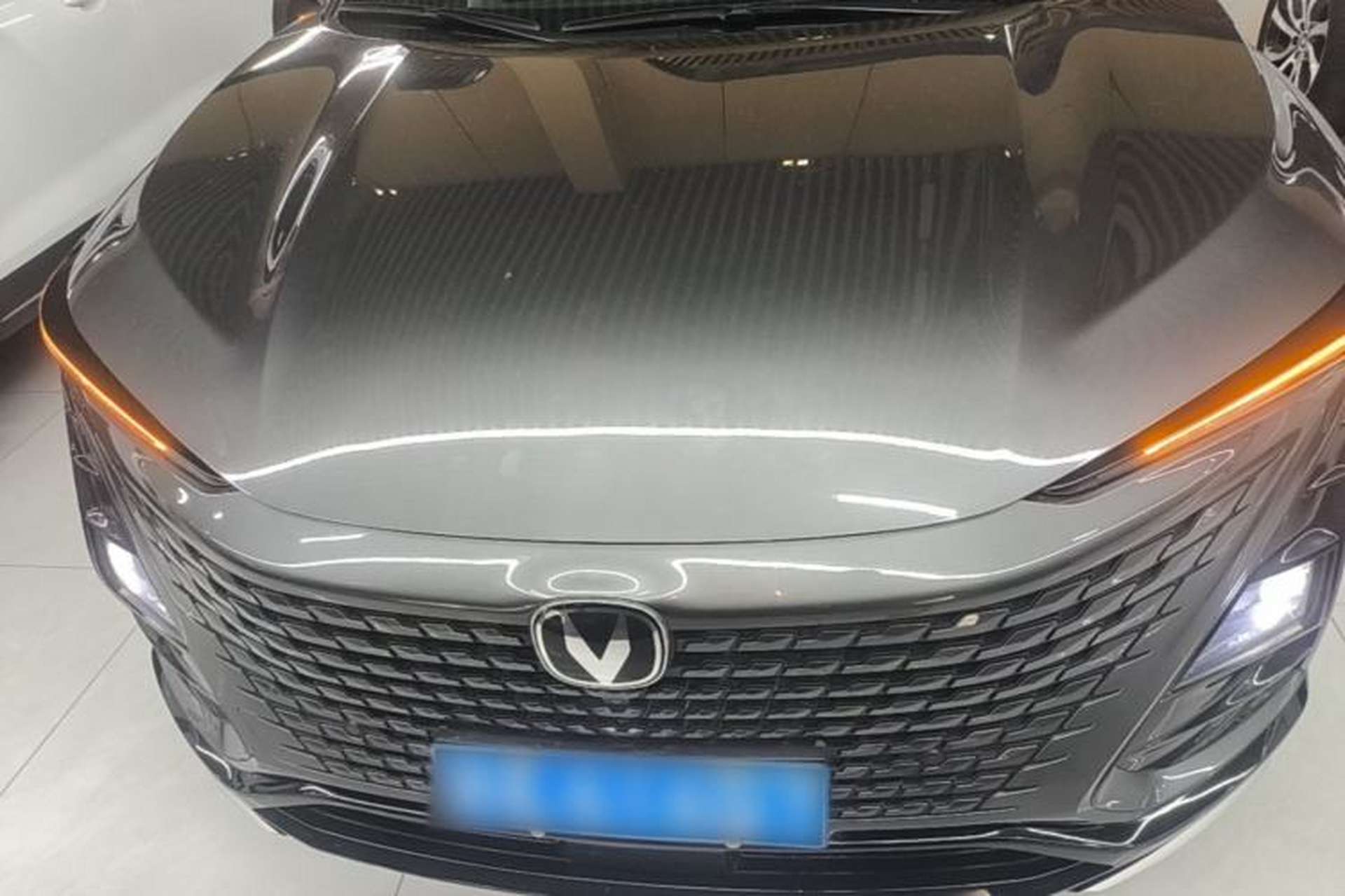 Used CHANGAN UNI-T 2023 Second-Generation 1.5T Prestige Model Front
