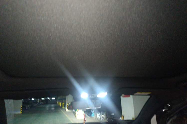 Used CHANGAN UNI-T 2023 Second-Generation 1.5T Prestige Model Headliner